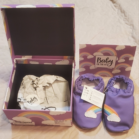 Baby On The Go First Steps Slipons size EU 23 Rainbow Print - Picture 1 of 4
